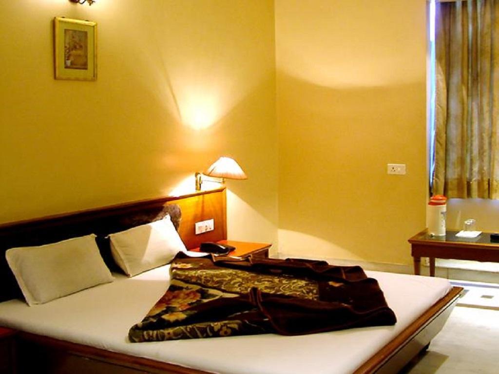 Hotel Ambaji International Ranpur Zewnętrze zdjęcie
